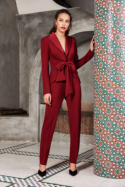 TEXTURED CREPE LONG-SLEEVE TUXEDO JUMPSUIT WITH SATIN LAPEL COLLAR