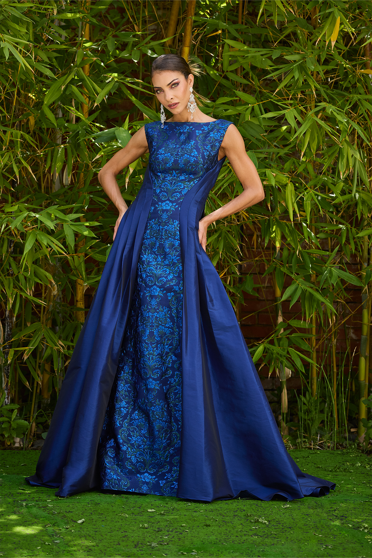 NAVY MULTI STUPA MOTIF JACQUARD AND TAFFETA SLEEVELESS BALL GOWN