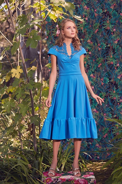 TEXTURED CREPE AND LILY OF THE VALLEY ENBROIDERED TULLE CAP SLEEVE DRESS WITH FLOUNCE HEM DETAIL