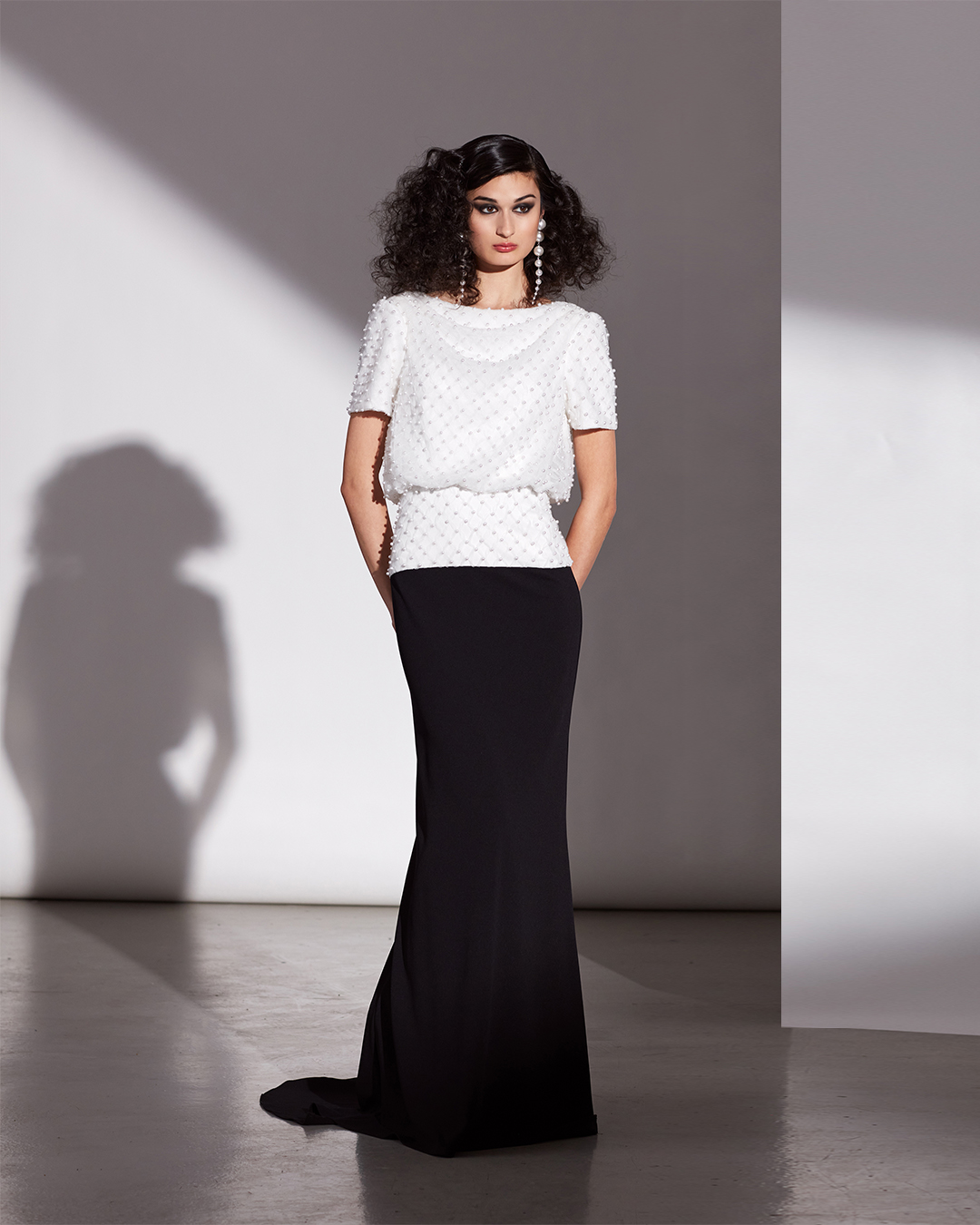 IVORY/BLACK PEARL-EMBELLISHED SMOCKED TULLE AND CREPE BLOUSON WAIST BACKLESS GOWN 